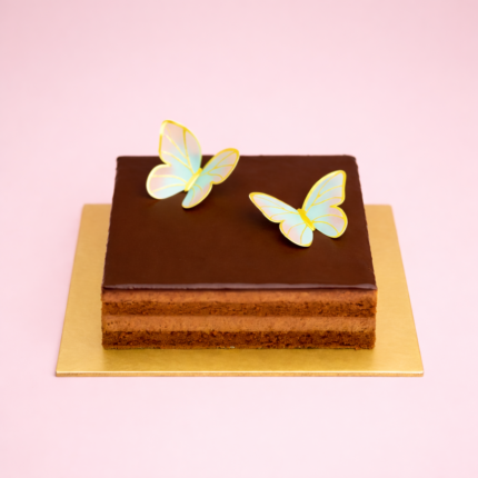 CHOCOLATE MOUSSE BIRTHDAY CAKE